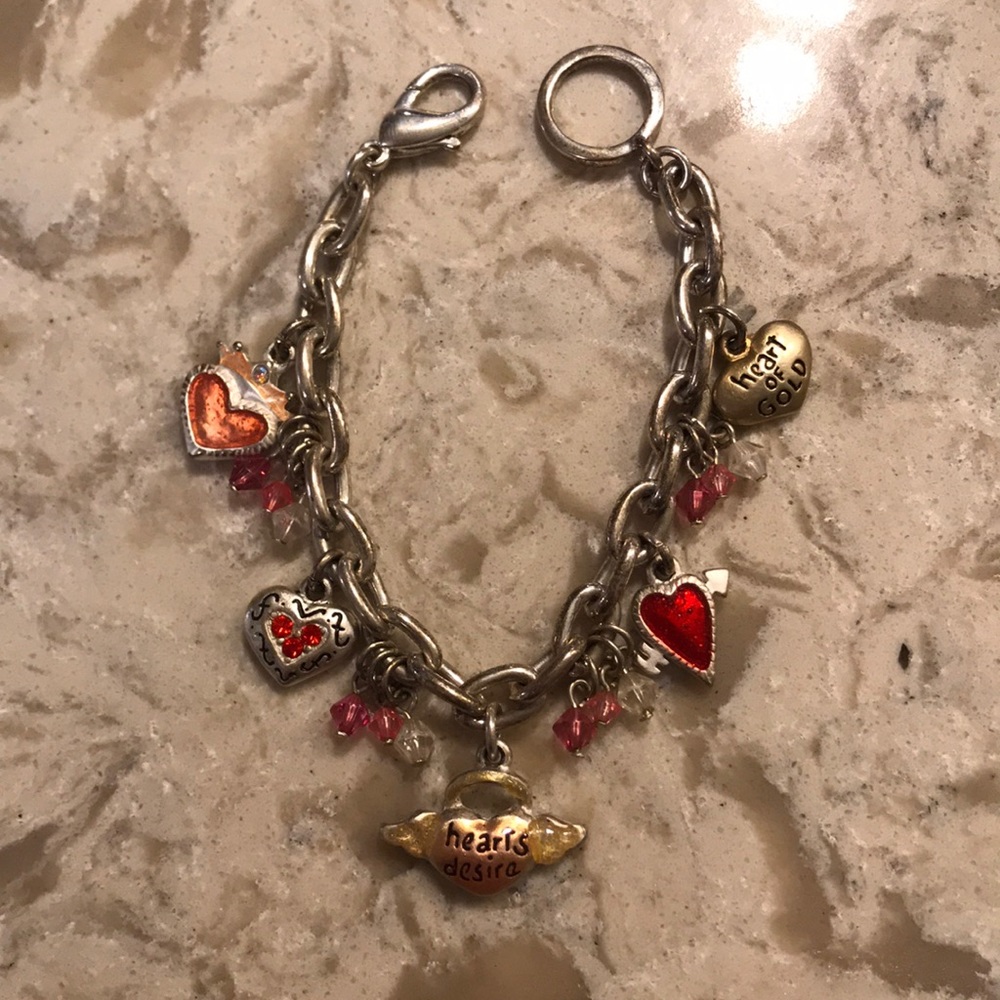 Very cute heart bracelet